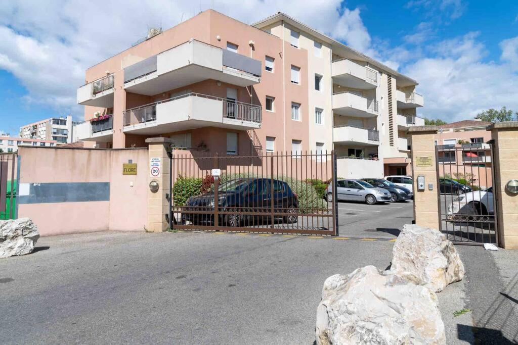 Appartement Avignon Garage-Spacieuse Terrasse 외부 사진